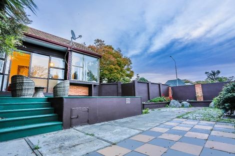 Photo of property in 92 Clyde Road, Ilam, Christchurch, 8041