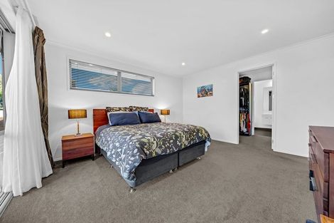 Photo of property in 54 Te Ara Aukati Terrace, Pokeno, 2471