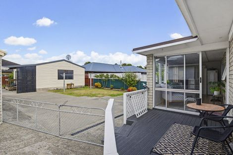 Photo of property in 132 Weraroa Road, Levin, 5510