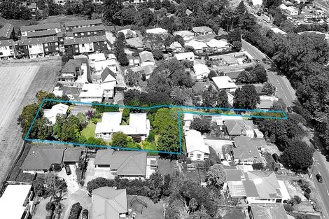 Photo of property in 26 Millbrook Road, Henderson, Auckland, 0612