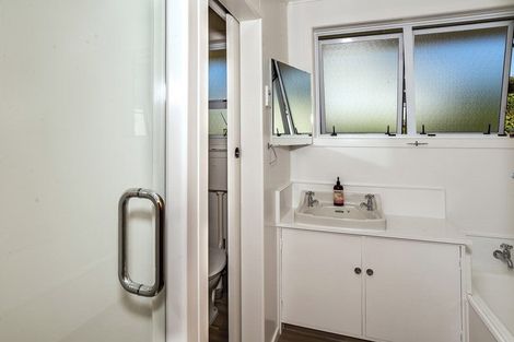 Photo of property in 9 Waimea Street, Westown, New Plymouth, 4310