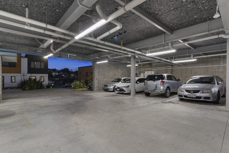 Photo of property in Rf202b, 34/18 Hewlett Road, Massey, Auckland, 0614