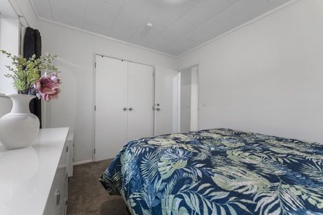 Photo of property in 15 Hanmer Place, Highbury, Palmerston North, 4412