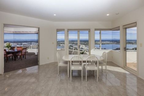 Photo of property in 126 Cannon Hill Crescent, Mount Pleasant, Christchurch, 8081