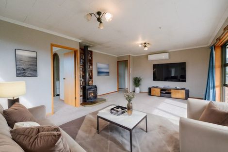 Photo of property in 2 Raeburn Place, Gore, 9710