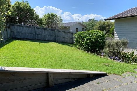 Photo of property in 1/35 D'oyly Drive, Stanmore Bay, Whangaparaoa, 0932