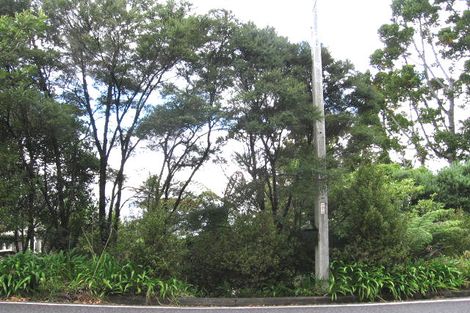 Photo of property in 25 Takahe Road, Titirangi, Auckland, 0604