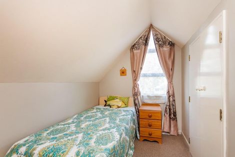 Photo of property in 3a Caroline Crescent, Highbury, Palmerston North, 4412