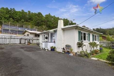 Photo of property in 39 Raukawa Street, Stokes Valley, Lower Hutt, 5019