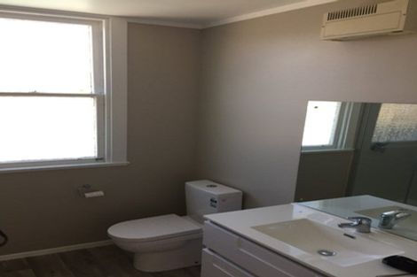 Photo of property in 15 Wilson Street, Newtown, Wellington, 6021