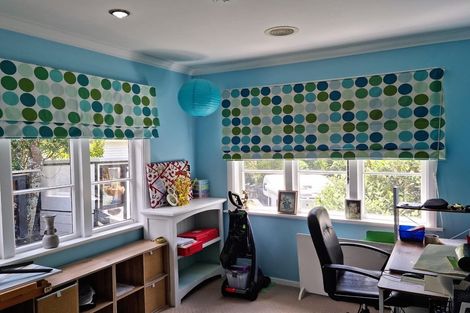 Photo of property in 54 Collins Avenue, Tawa, Wellington, 5028