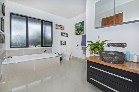 Photo of property in 11 Corsair Drive, Maungatapere, Whangarei, 0179