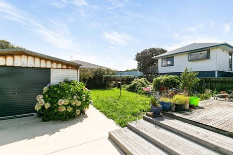 Photo of property in 145 Rongotai Road, Kilbirnie, Wellington, 6022