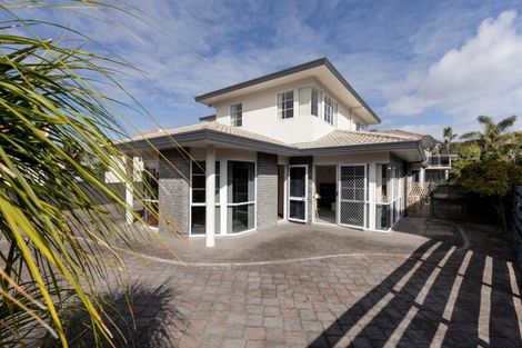 Photo of property in 23a Sunbrae Grove, Mount Maunganui, 3116