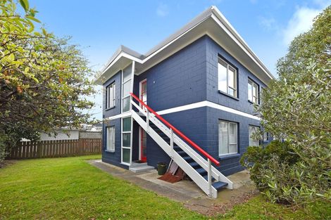 Photo of property in 8/218 Onepu Road, Lyall Bay, Wellington, 6022