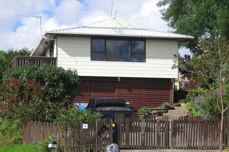 Photo of property in 55 Lavelle Road, Henderson, Auckland, 0612