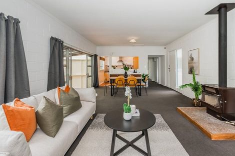 Photo of property in 16 Dale Road, Raumati South, Paraparaumu, 5032