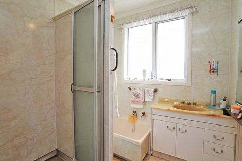 Photo of property in 112 Stobo Street, Grasmere, Invercargill, 9810