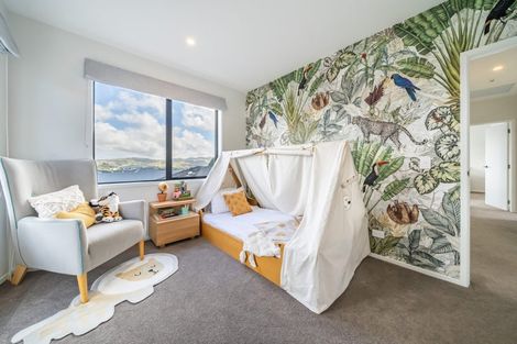 Photo of property in 15 Weatherdeck Close, Whitby, Porirua, 5024