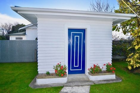 Photo of property in 18 Kent Street, Carterton, 5713