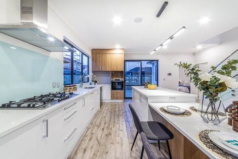 Photo of property in 11 Thomas Rielly Avenue, Hobsonville, Auckland, 0616