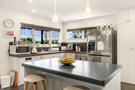 Photo of property in 2 Montgomery Road, Otamatea, Whanganui, 4501