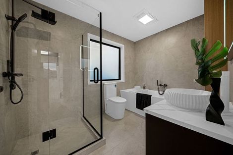 Photo of property in 26b Henriette Place, Totara Park, Auckland, 2576