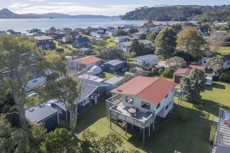 Photo of property in 20 Oyster Drive, Cooks Beach, Whitianga, 3591