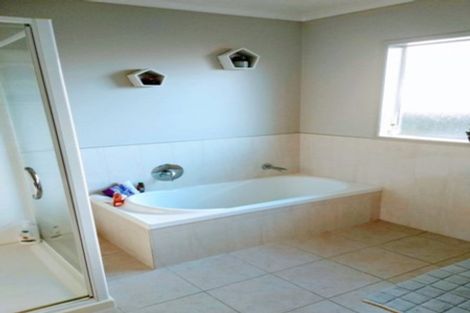 Photo of property in 9 Brechin Place, Wattle Downs, Auckland, 2103