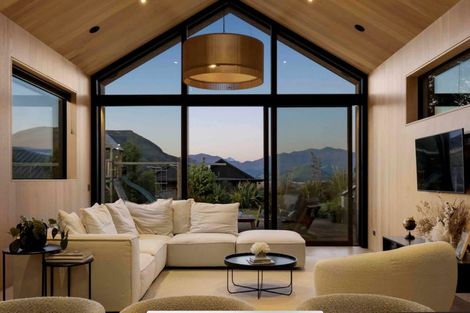 Photo of property in 6 Stockyard Lane, Jacks Point, Queenstown, 9371