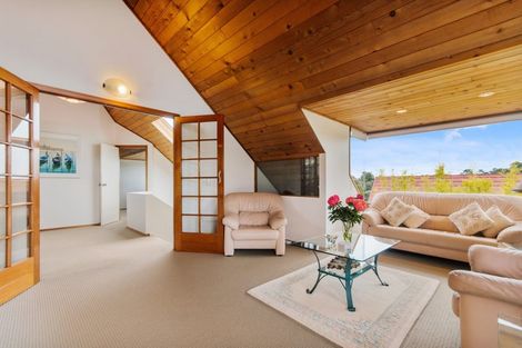 Photo of property in 3 Francis Curtis Avenue, Blockhouse Bay, Auckland, 0600