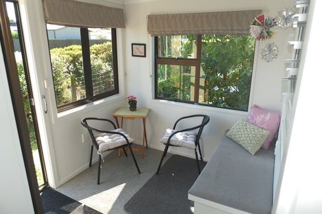 Photo of property in 42 Cobblestone Road, Kakanui, Oamaru, 9495