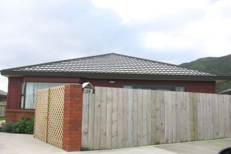 Photo of property in 39 Mandel Mews, Waiwhetu, Lower Hutt, 5010