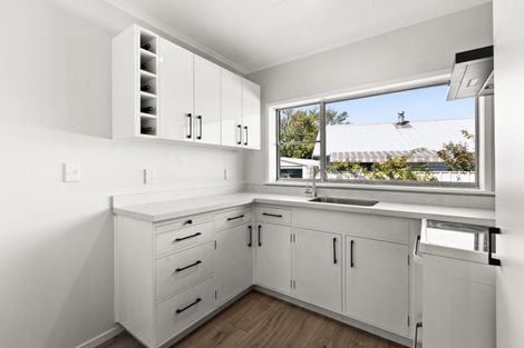 Photo of property in 16c King Street, Taradale, Napier, 4112