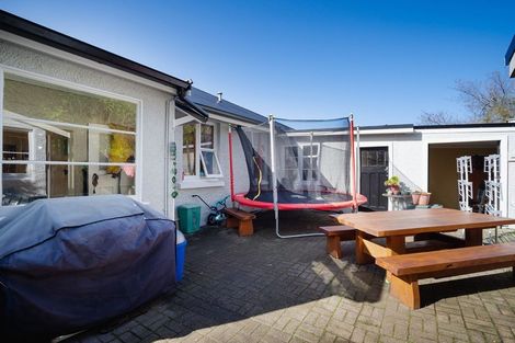 Photo of property in 74 Forbury Road, Saint Clair, Dunedin, 9012