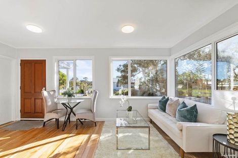 Photo of property in 34a Nile Road, Kelston, Auckland, 0602