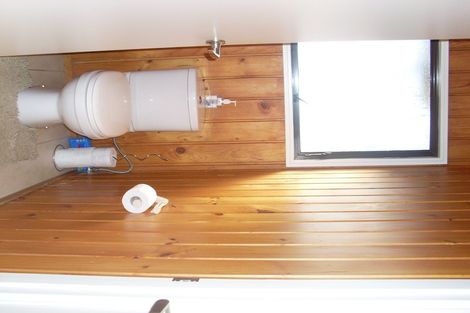 Photo of property in 18 Prince Regent Drive, Half Moon Bay, Auckland, 2012