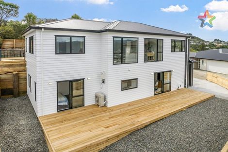 Photo of property in 12 Poto Road, Normandale, Lower Hutt, 5010