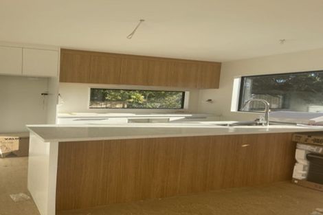 Photo of property in 28a Larne Avenue, Pakuranga Heights, Auckland, 2010