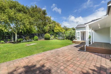 Photo of property in 7 Marsden Avenue, Karori, Wellington, 6012