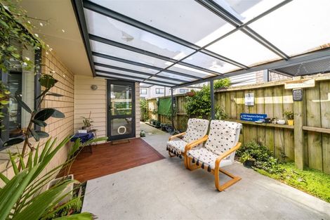 Photo of property in 93 Naylors Drive, Mangere, Auckland, 2022