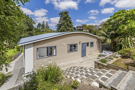 Photo of property in 40f Weatherly Road, Torbay, Auckland, 0630