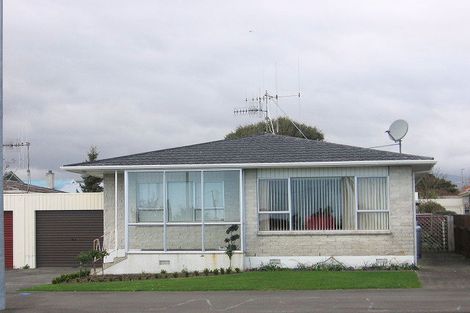 Photo of property in 58 Weraroa Road, Levin, 5510
