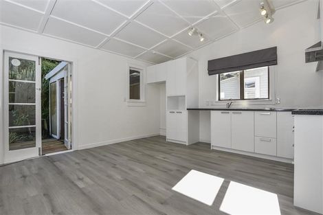 Photo of property in 33 Mount Royal Avenue, Mount Albert, Auckland, 1025