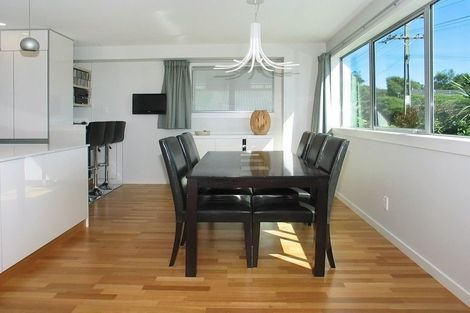 Photo of property in 90 Muri Road, Pukerua Bay, 5026