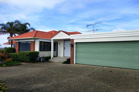 Photo of property in 163 Bleakhouse Road, Mellons Bay, Auckland, 2014