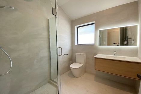Photo of property in 42c Letterkenny Place, Blockhouse Bay, Auckland, 0600