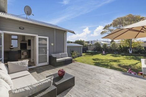 Photo of property in 13 Waikare Avenue, Waiwhetu, Lower Hutt, 5010