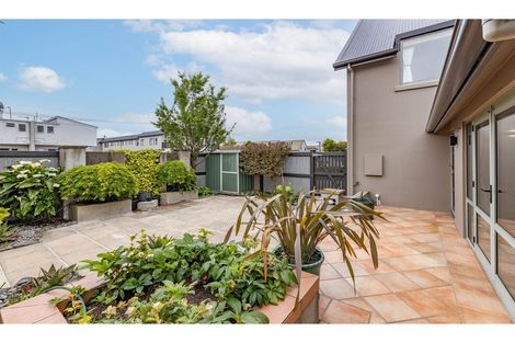 Photo of property in 28 Brockworth Place, Riccarton, Christchurch, 8011