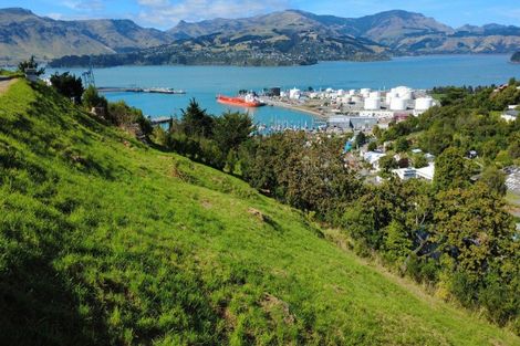 Photo of property in 11 Harmans Road, Lyttelton, 8082